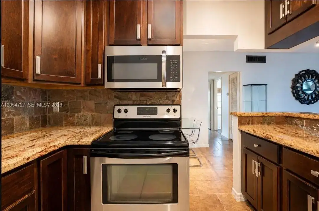 2201 NE 66th St # 1302, Fort Lauderdale FL 33308 photo 3