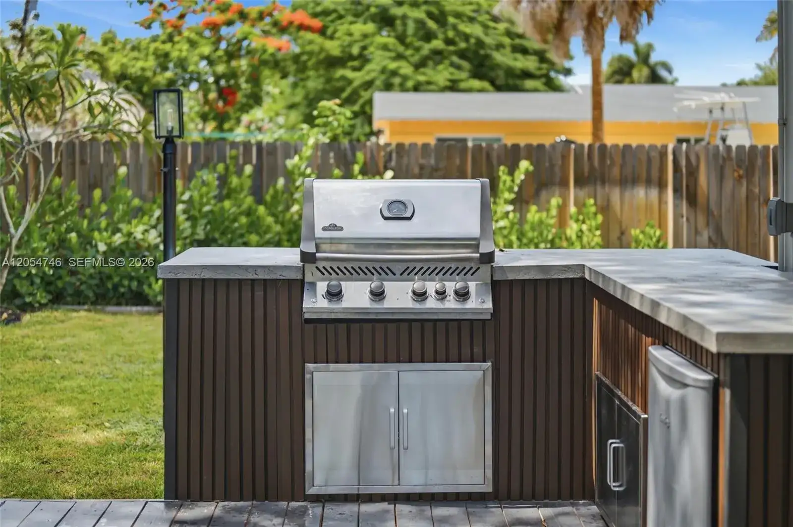 417 NE 11th Ave, Pompano Beach FL 33060 photo 4