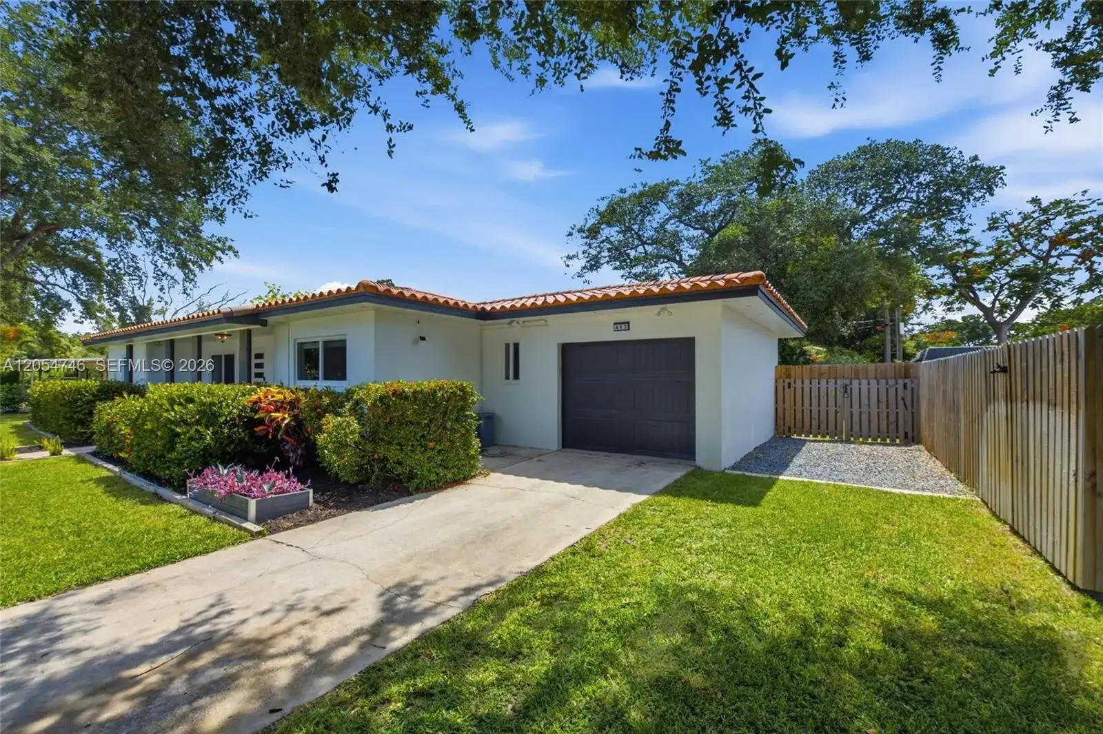 417 NE 11th Ave, Pompano Beach FL 33060 photo 5