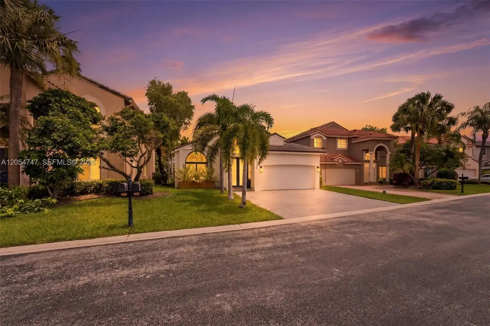 15645 SW 16th Ct, Pembroke Pines FL 33027 photo 2
