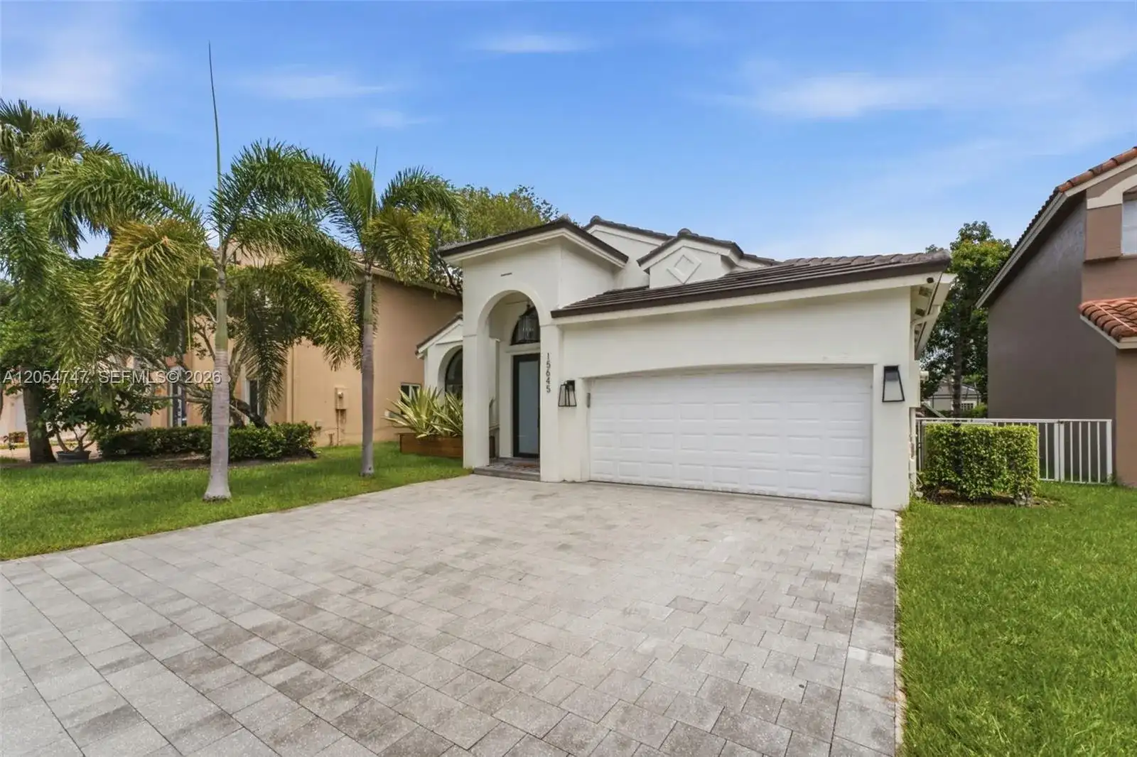 15645 SW 16th Ct, Pembroke Pines FL 33027 photo 4
