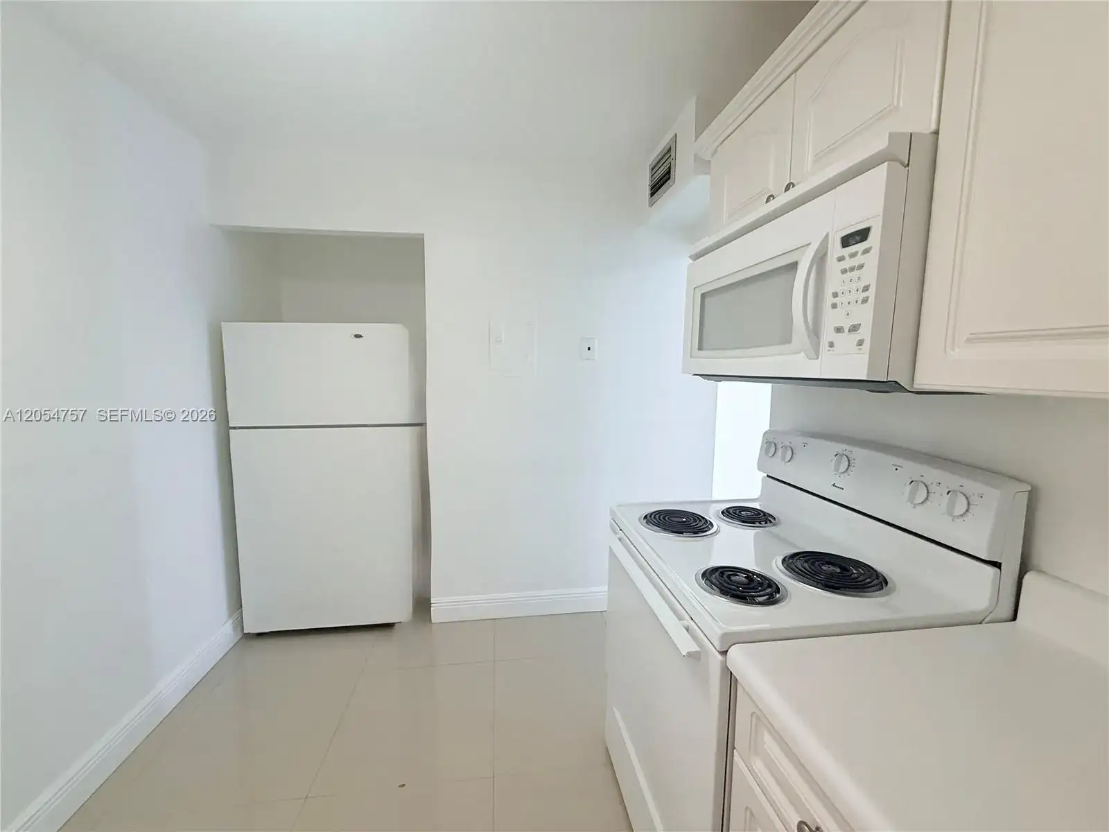 7755 SW 86th St # 303, Miami FL 33143 photo 3