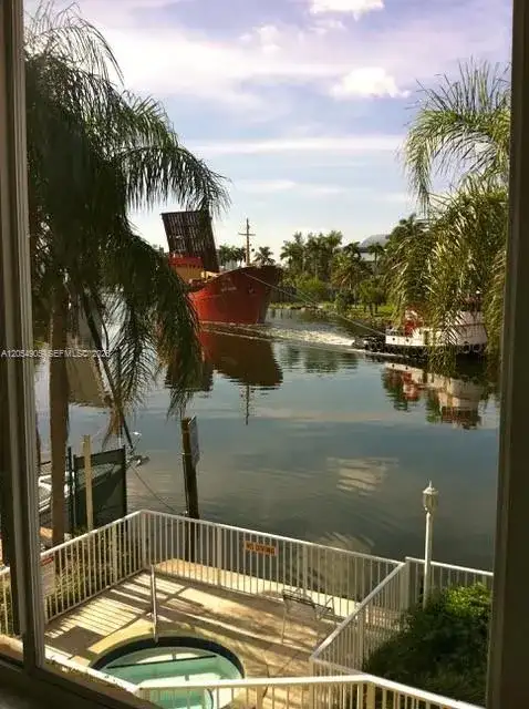 1740 NW N River Dr # 214, Miami FL 33125 photo 2