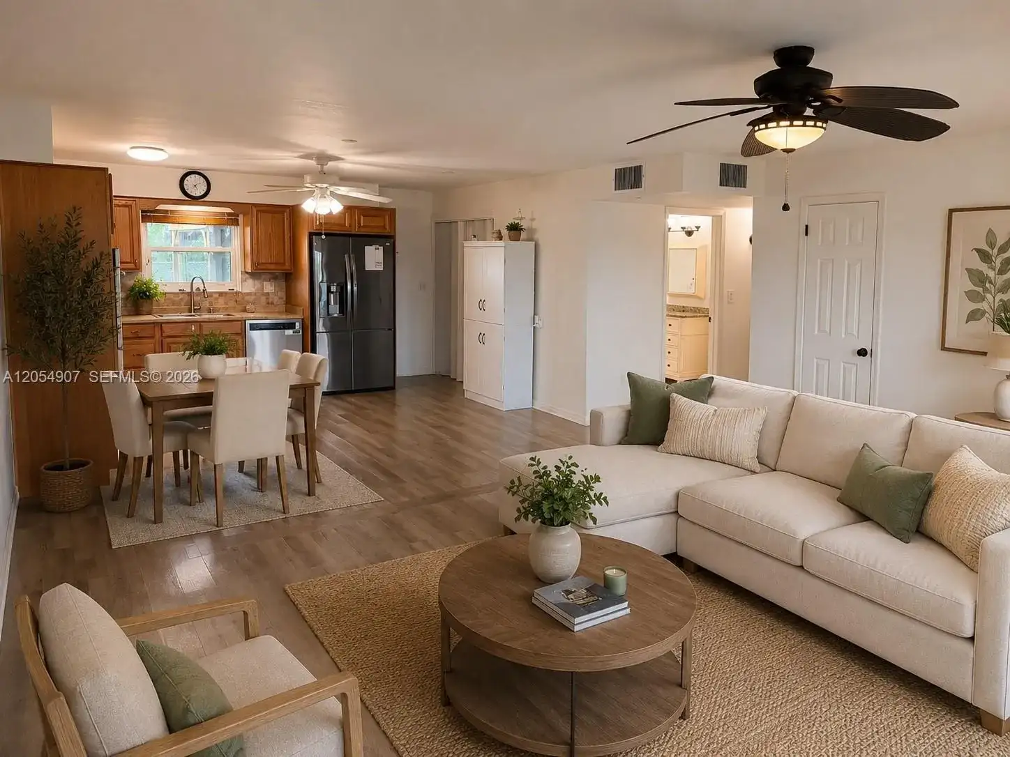 1505 Arrowhead Drive, Sun City Center FL 33573 photo 4