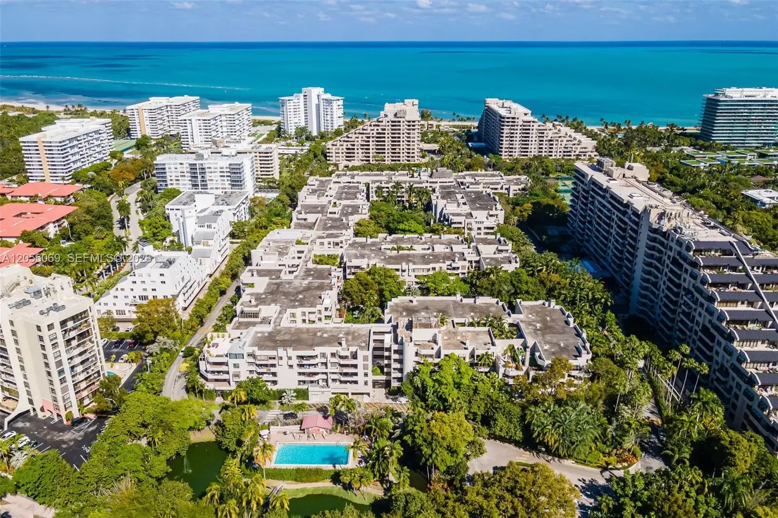 201 Crandon Blvd # 220, Key Biscayne FL 33149 photo 2