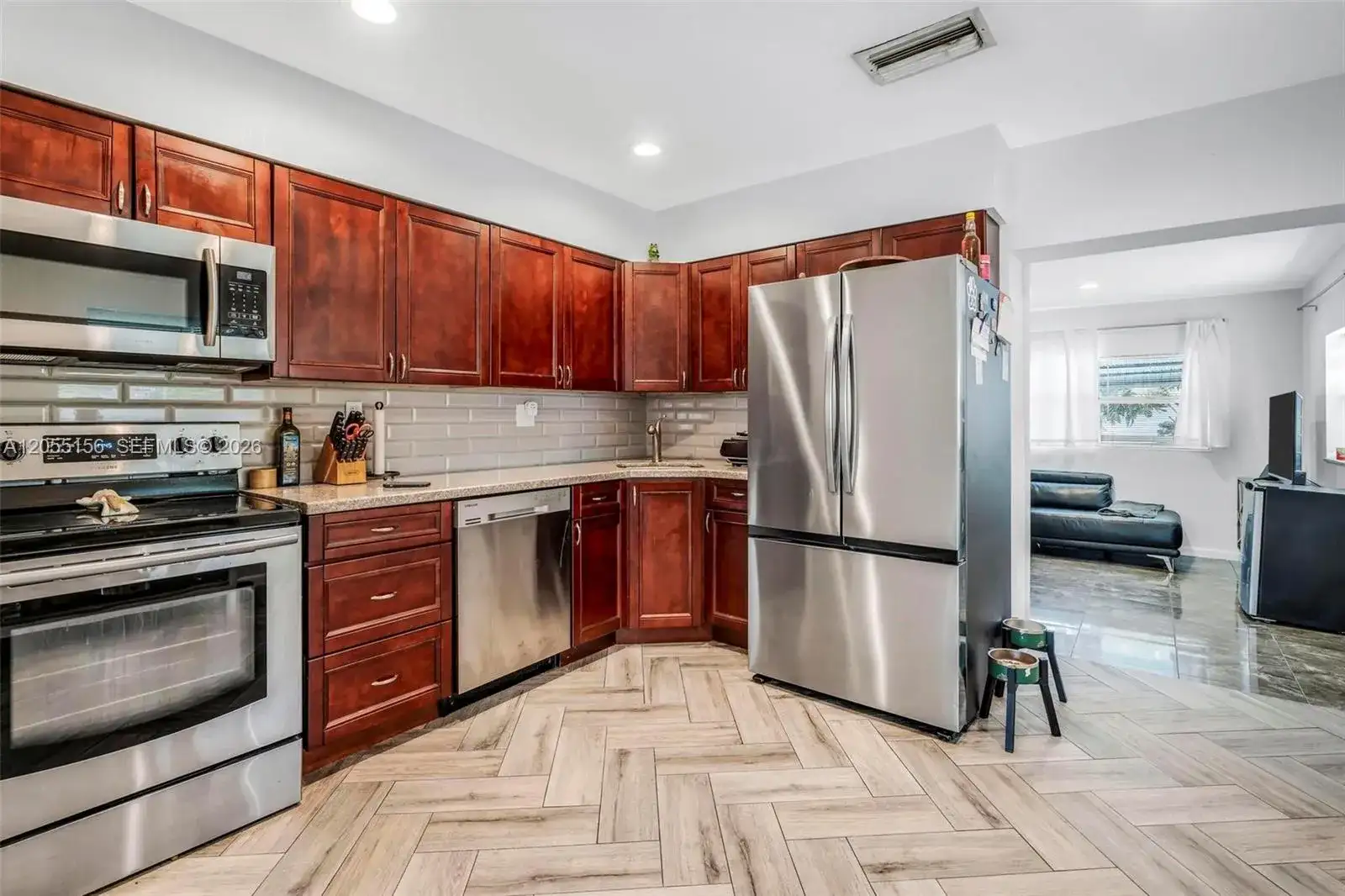 7211 NW 76th St, Tamarac FL 33321 photo 5