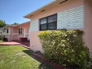 970 NE 133rd St # 972, North Miami FL 33161 photo 5