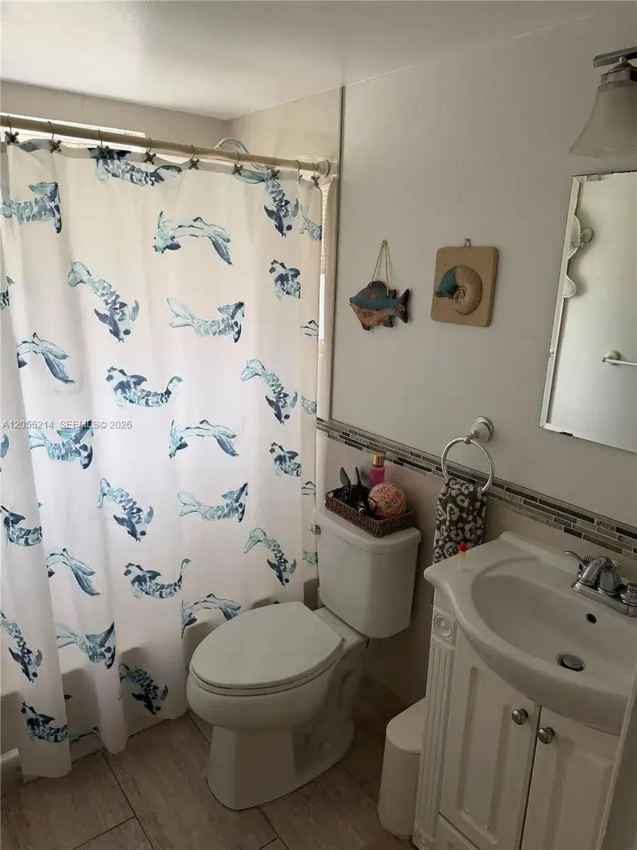 5328 NE 6th Ave # F13, Oakland Park FL 33334 photo 3