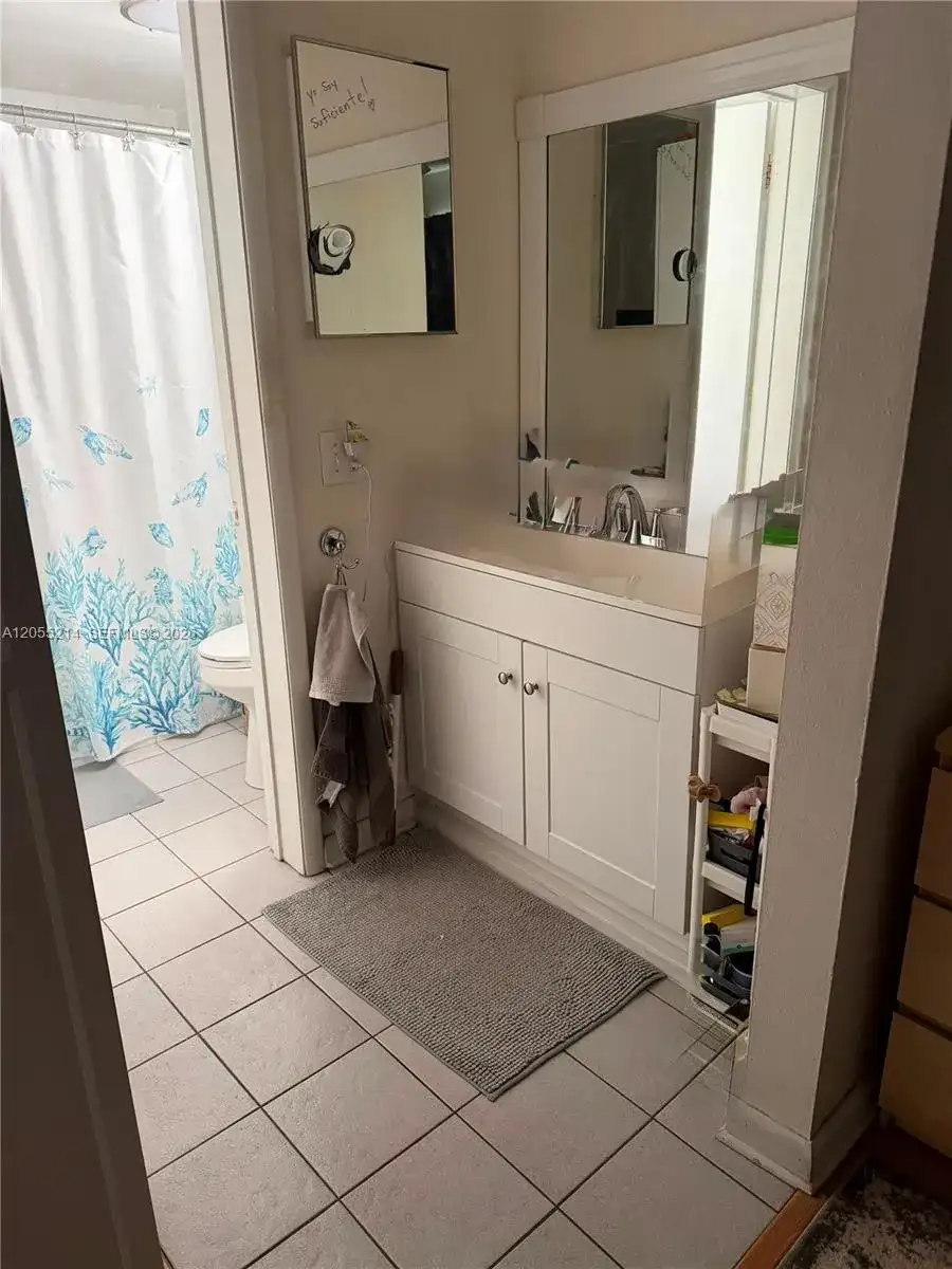 5328 NE 6th Ave # F13, Oakland Park FL 33334 photo 5