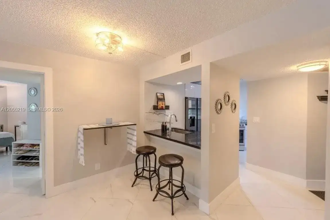 10451 W Broward Blvd # 201, Plantation FL 33324 photo 5