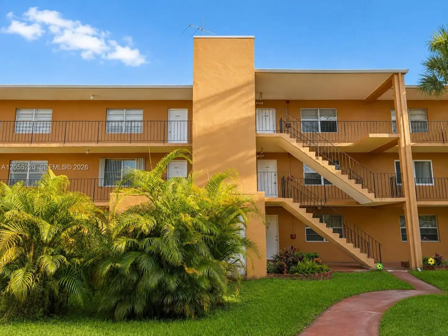 1230 W 54th St # 329A, Hialeah FL 33012 photo 2