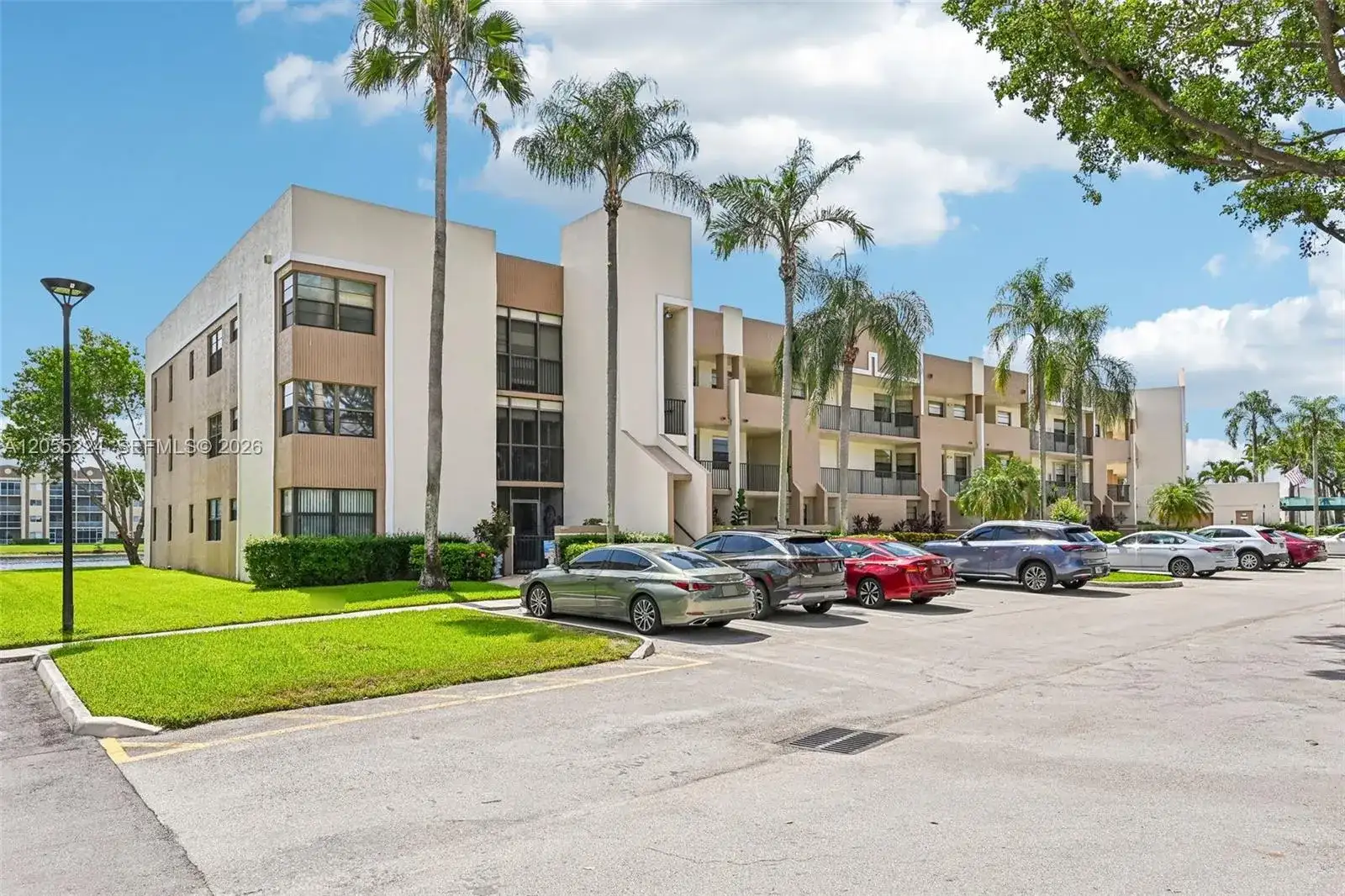 7468 Fairfax Dr # 302, Tamarac FL 33321 photo 2