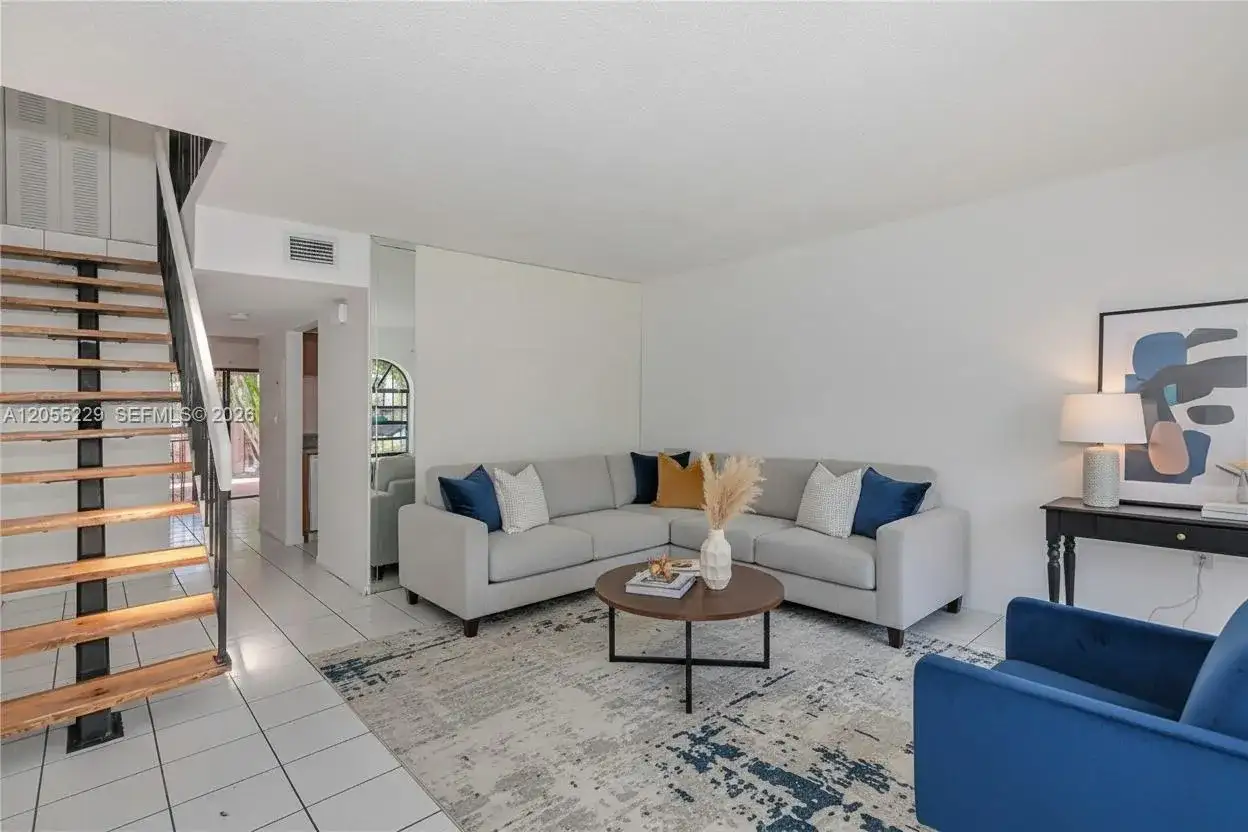 1082 W 79th St # 25, Hialeah FL 33014 photo 3