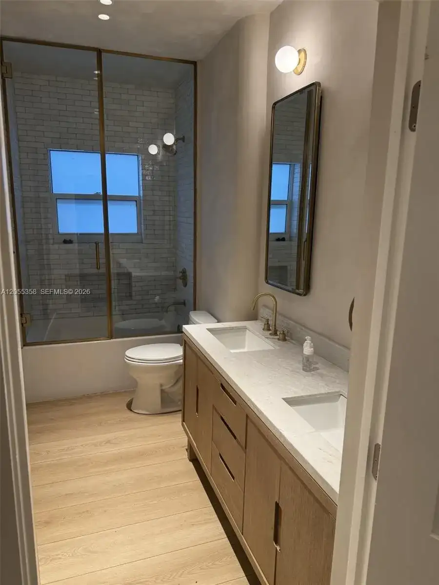 200 Ocean Lane Dr # 108, Key Biscayne FL 33149 photo 2