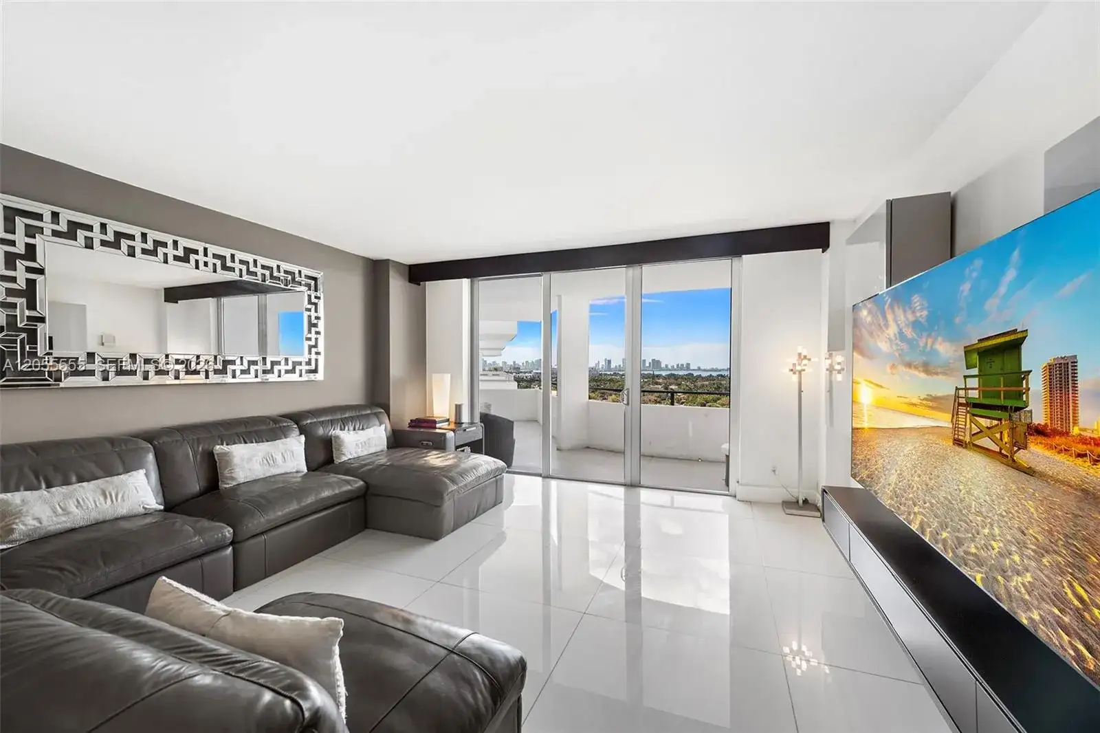 5151 Collins Ave # 1420, Miami Beach FL 33140 photo 4