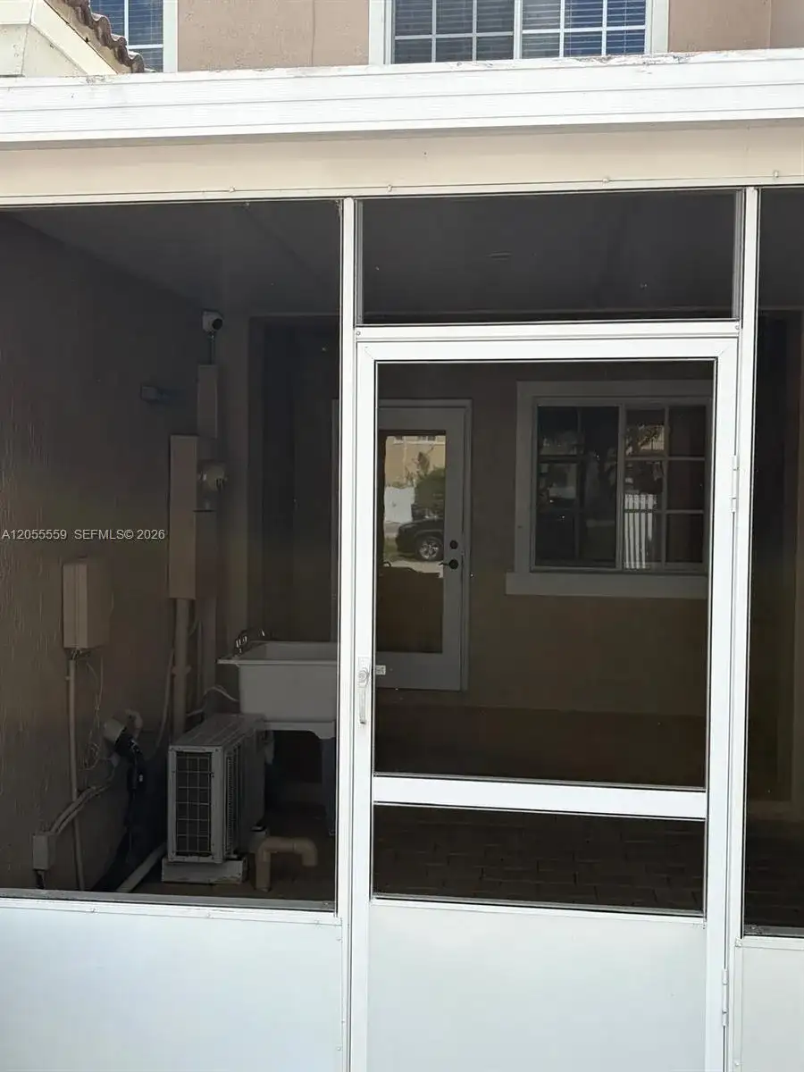 27918 SW 140th Ave, Homestead FL 33032 photo 4