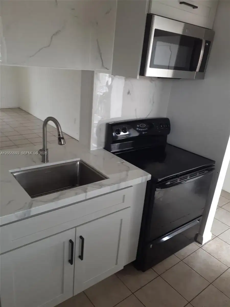 2800 NW 56th Ave # H404, Lauderhill FL 33313 photo 3