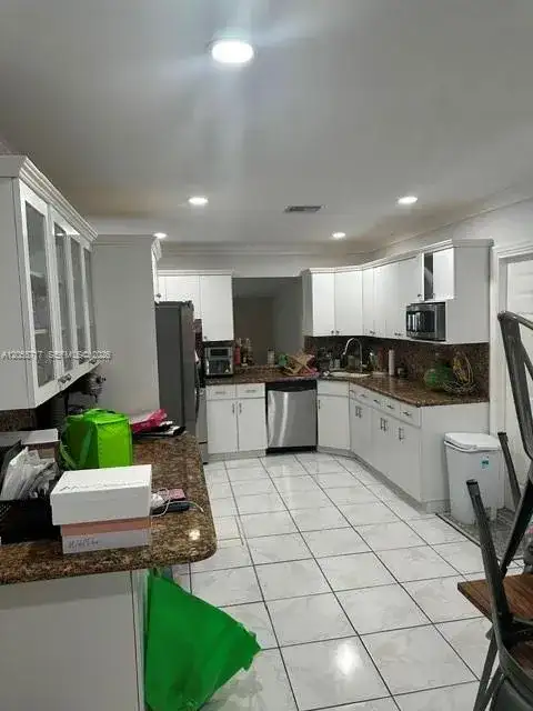 16920 NW 19th Ave, Miami Gardens FL 33056 photo 3