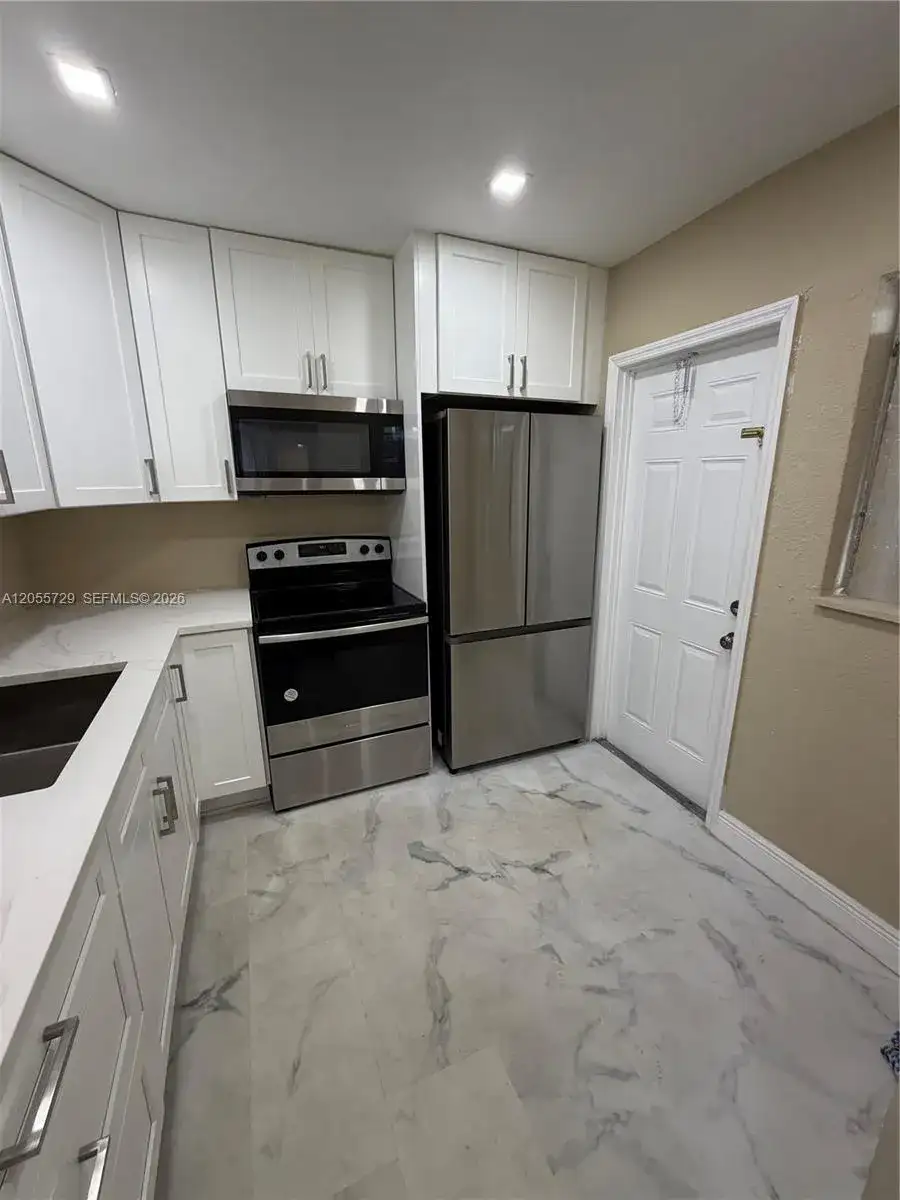 6720 Arbor Dr # 212, Miramar FL 33023 photo 4