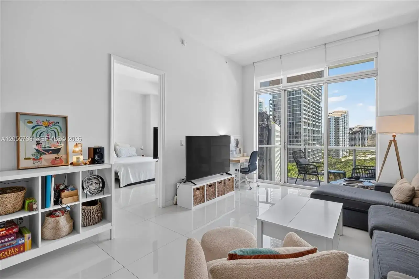 500 Brickell Ave # 1100, Miami FL 33131 photo 2