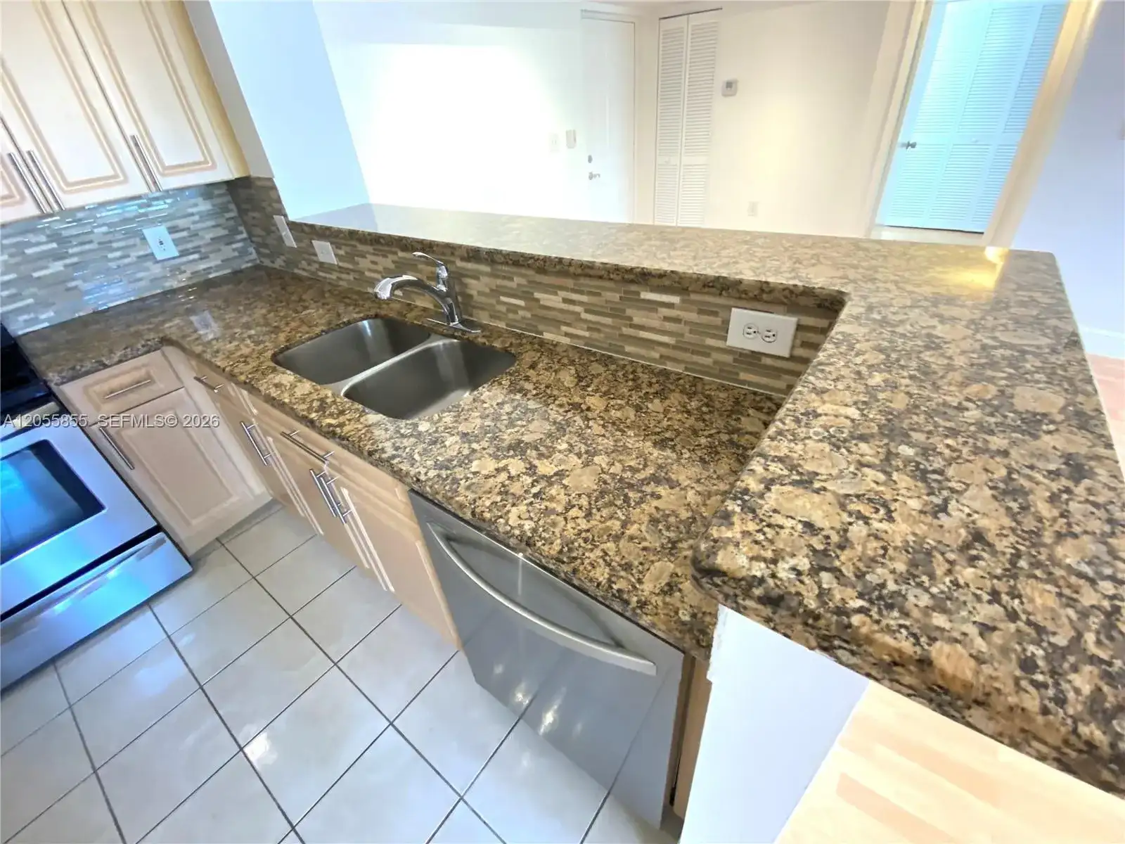 4560 NW 107th Ave # 12, Doral FL 33178 photo 5