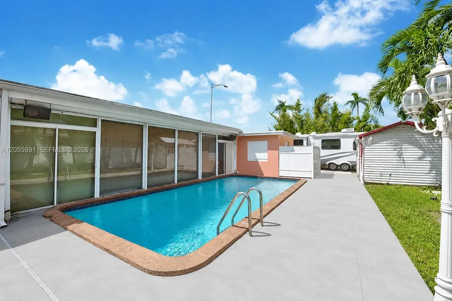 8675 SW 29th St, Miami FL 33155 photo 2