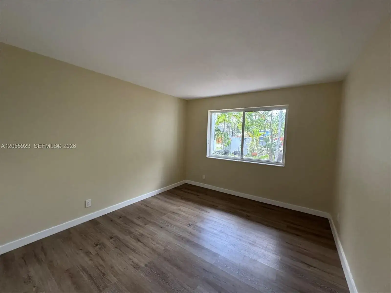 707 S 19th Ave # 1, Hollywood FL 33020 photo 2