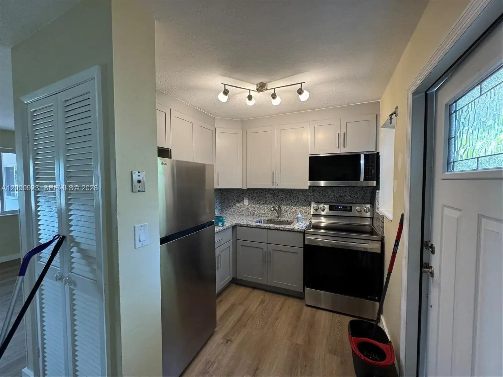707 S 19th Ave # 1, Hollywood FL 33020 photo 3