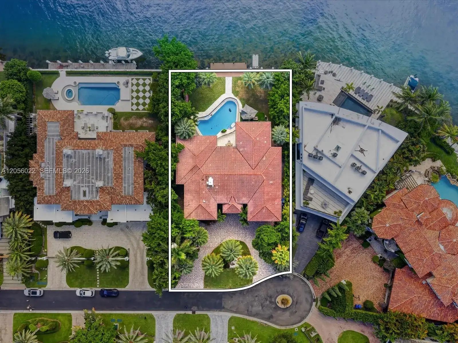 628 N Island, Golden Beach FL 33160 photo 3