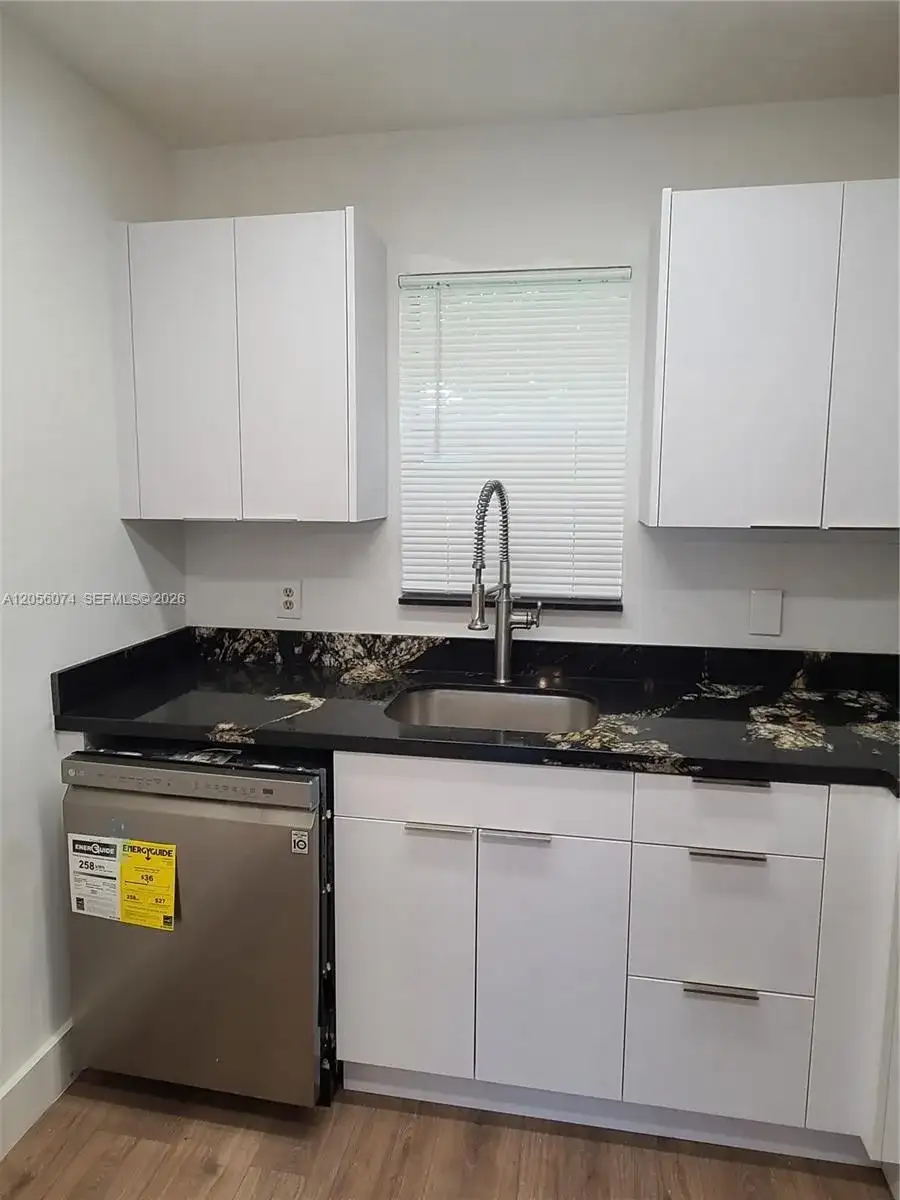 4165 SW 67th Ave # 112B, Davie FL 33314 photo 3
