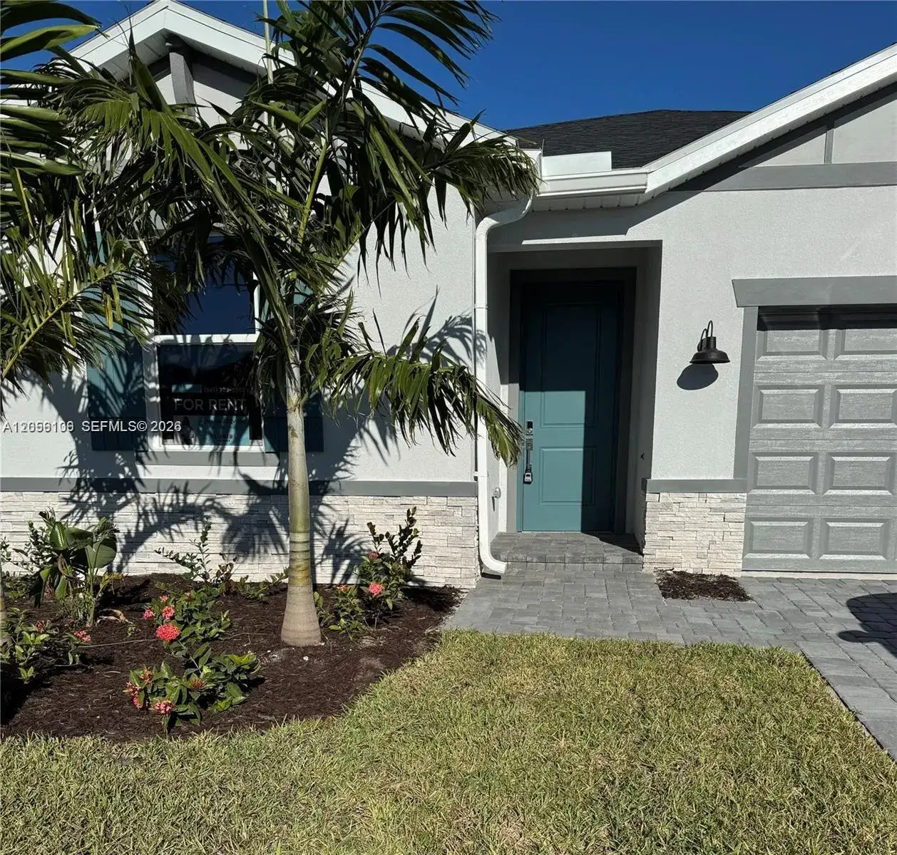 9008 Dahlia Cir, Port St. Lucie FL 34986 photo 2