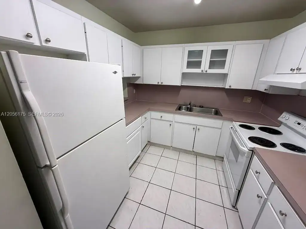 6070 W 19th Ave # 112, Hialeah FL 33012 photo 2