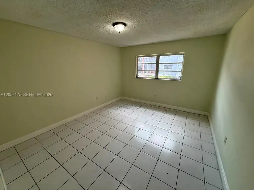 6070 W 19th Ave # 112, Hialeah FL 33012 photo 4