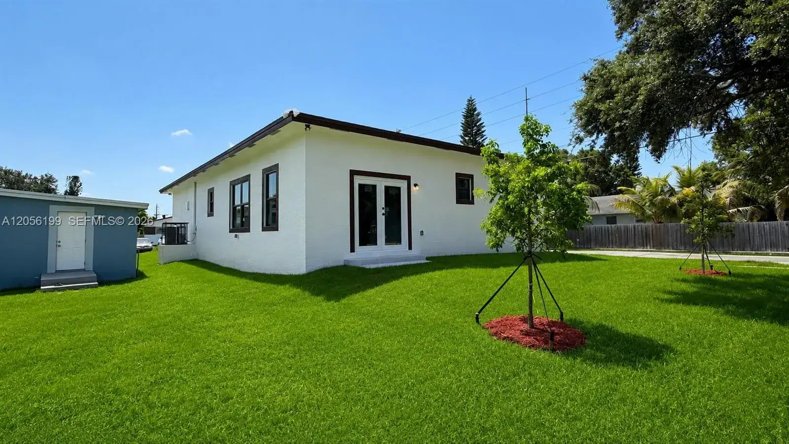 130 NW 28th Ter, Fort Lauderdale FL 33311 photo 4