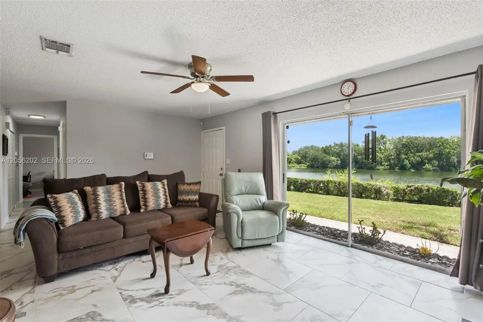 4541 ring neck road # A, Orlando FL 32808 photo 2