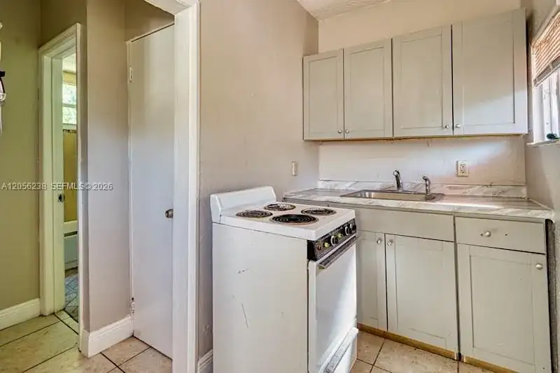 2378 NW 60th St # D, Miami FL 33142 photo 5