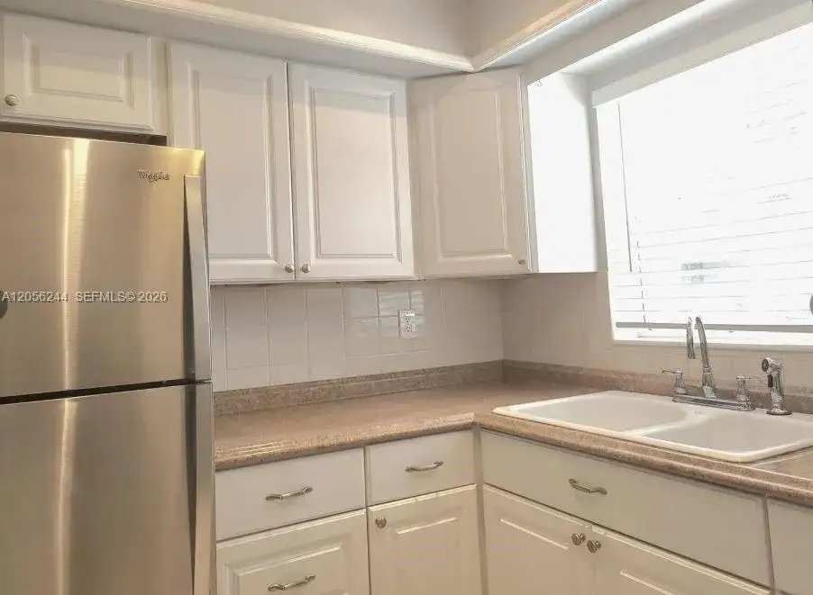 2528 Emory Dr # C, Palm Beach FL 33415 photo 4
