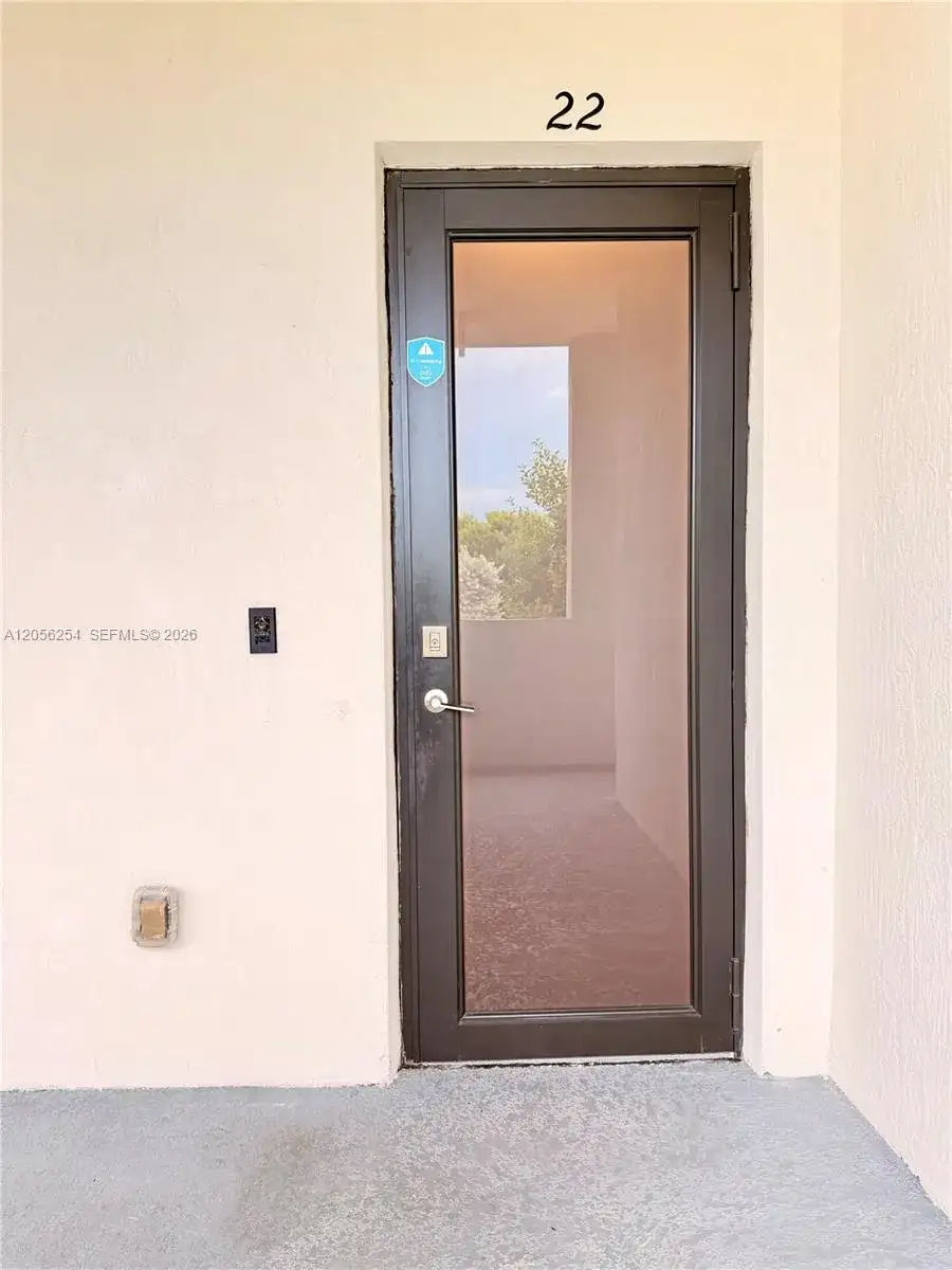 7819 NW 104th Ave # 22, Doral FL 33178 photo 2