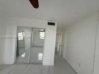 1700 NE 191st St # 510, Miami FL 33179 photo 4
