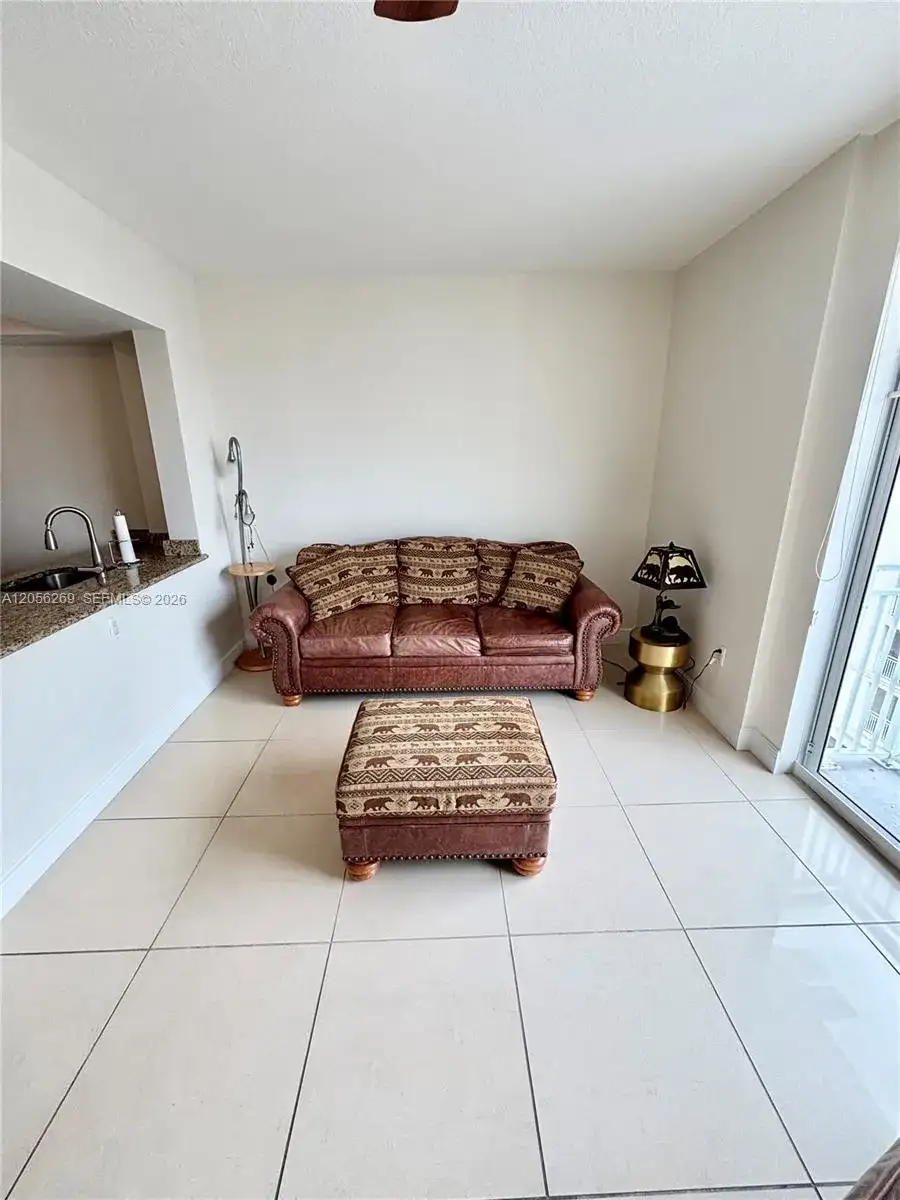 7290 SW 90th St # 606, Miami FL 33156 photo 4