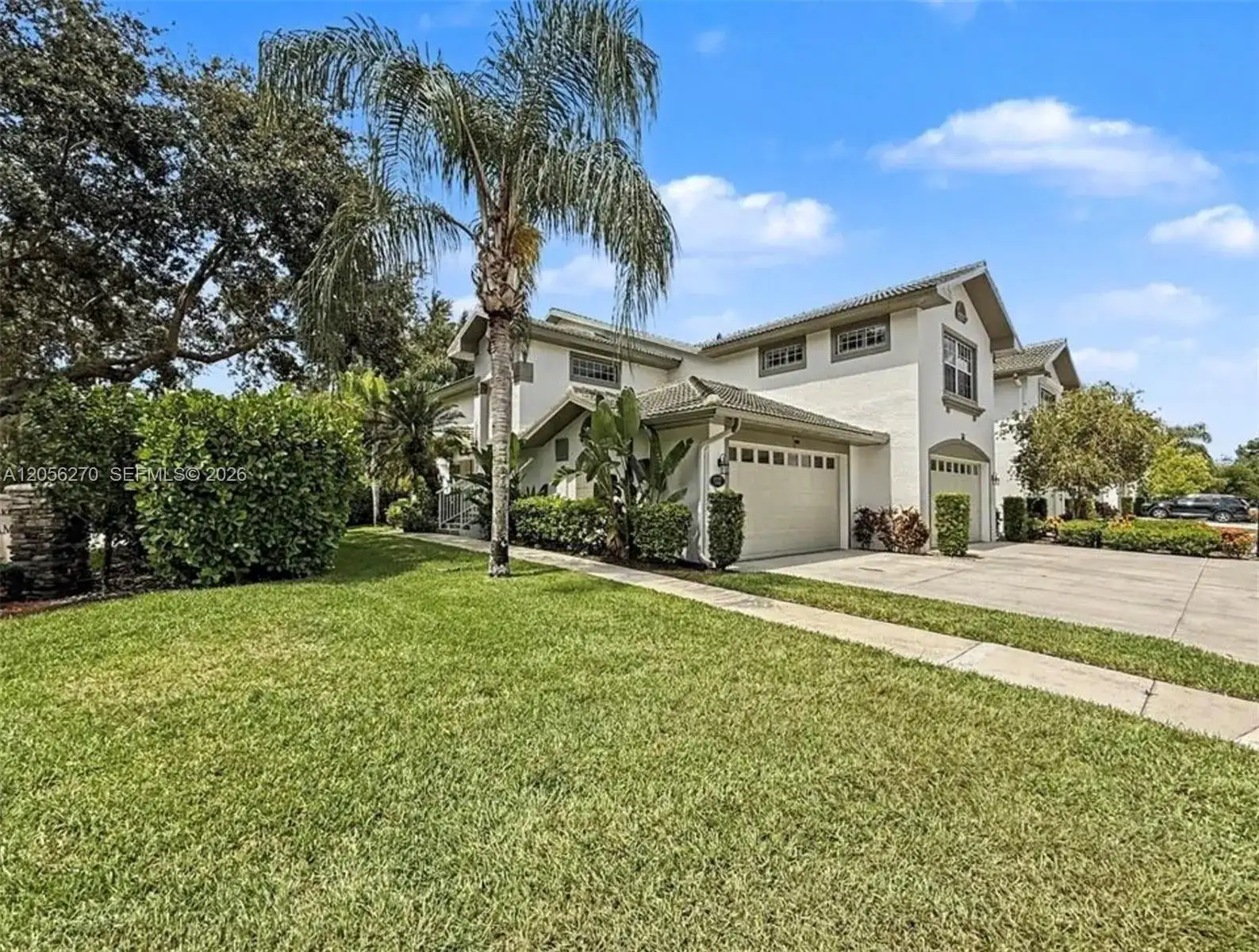 8390 Big Acorn CIR # 1103, Naples FL 34119 photo 3
