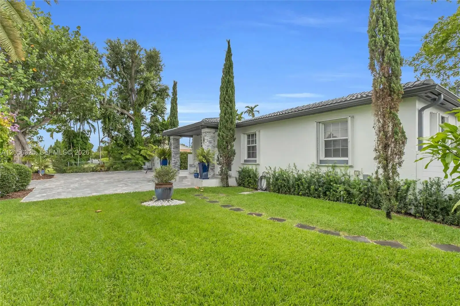 3225 SW 81st Ave, Miami FL 33155 photo 2