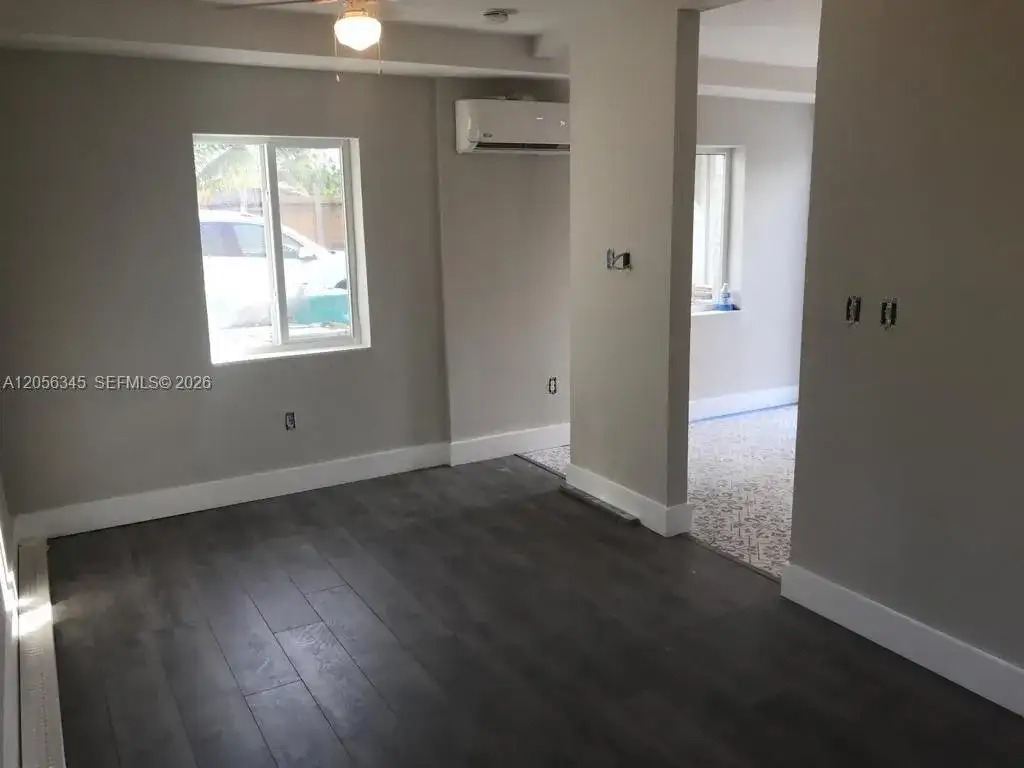 1700 NW 22 CT # 5, Miami FL 33125 photo 4