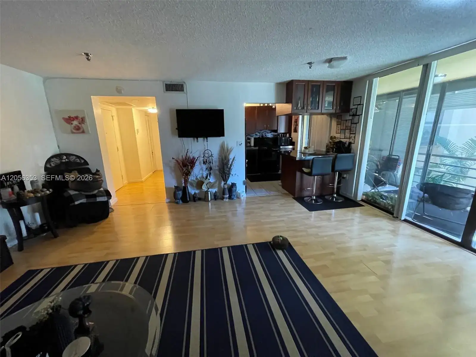 671 NE 195th St, Miami FL 33179 photo 4
