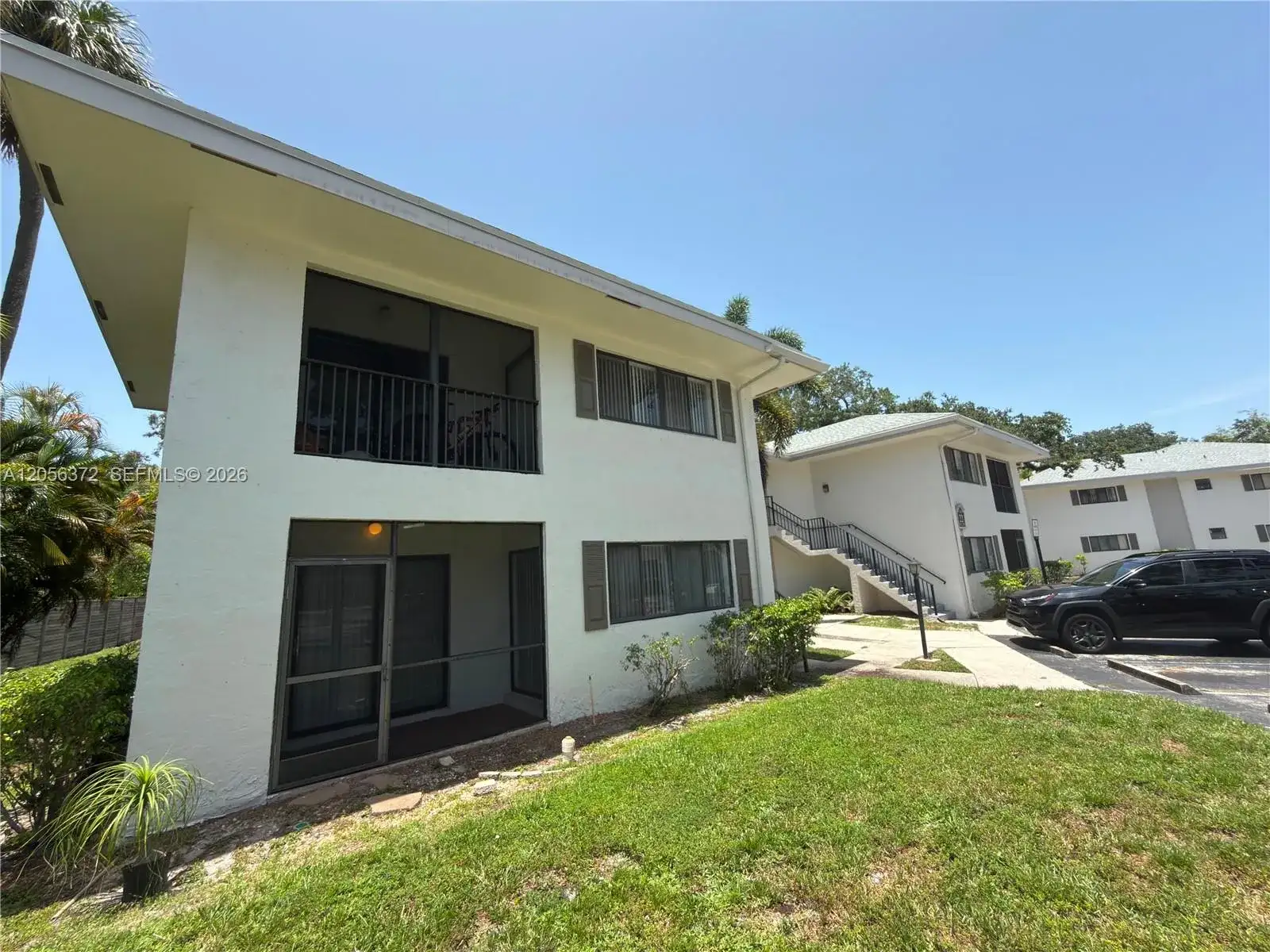403 NW 68th Ave # 309, Plantation FL 33317 photo 2