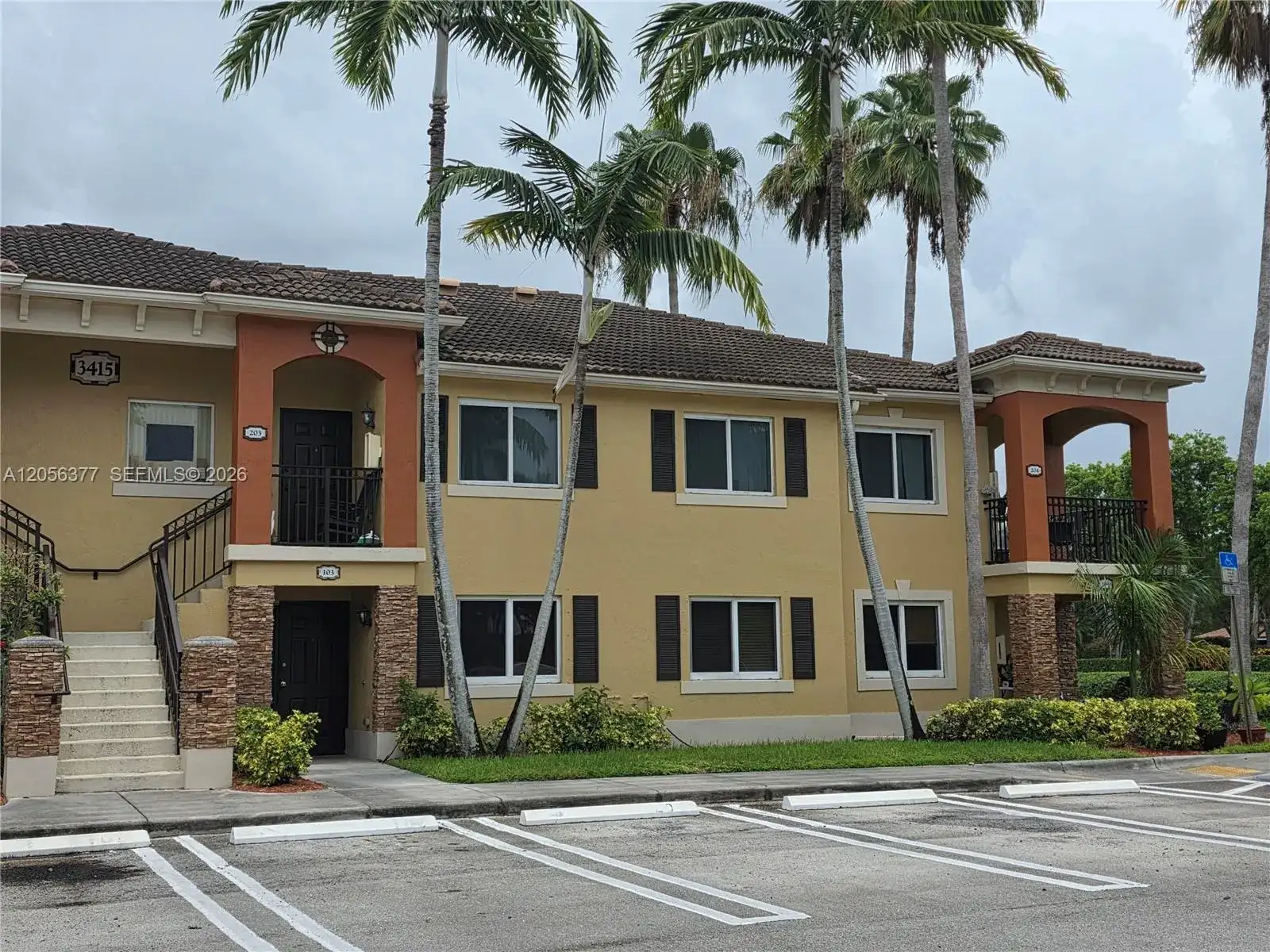 3415 NE 9th Dr # 202, Homestead FL 33033 photo 2