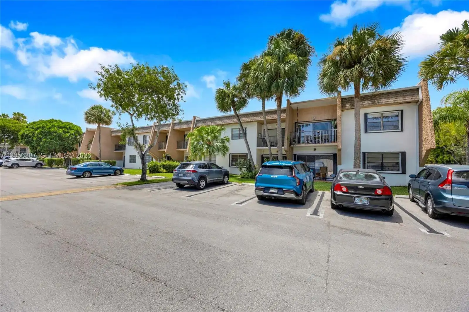 8261 SW 128 St # 207, Pinecrest FL 33156 photo 3