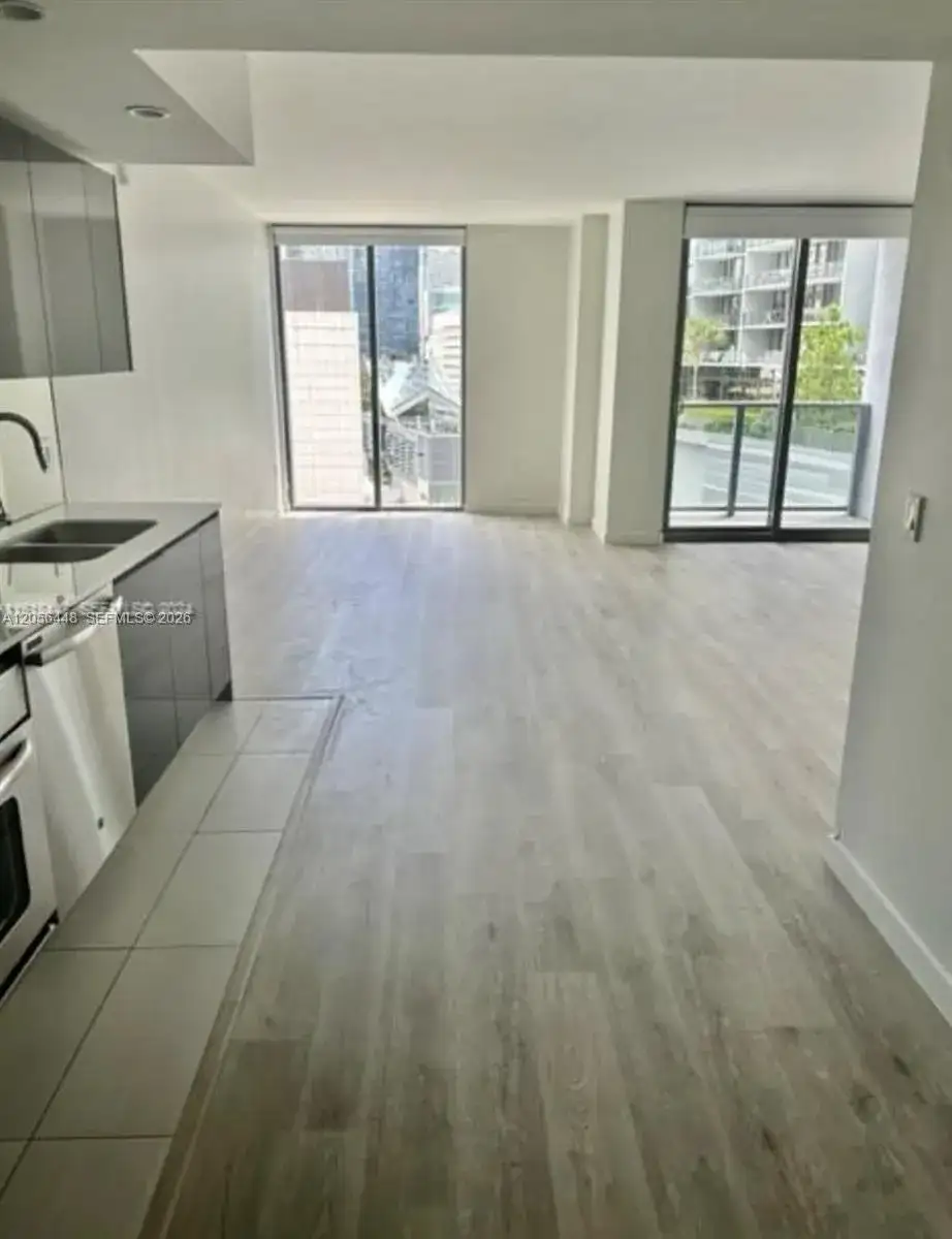 31 SE 6th St # 1503, Miami FL 33131 photo 4