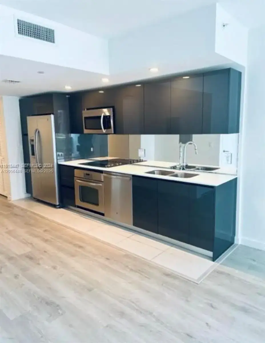 31 SE 6th St # 1503, Miami FL 33131 photo 5