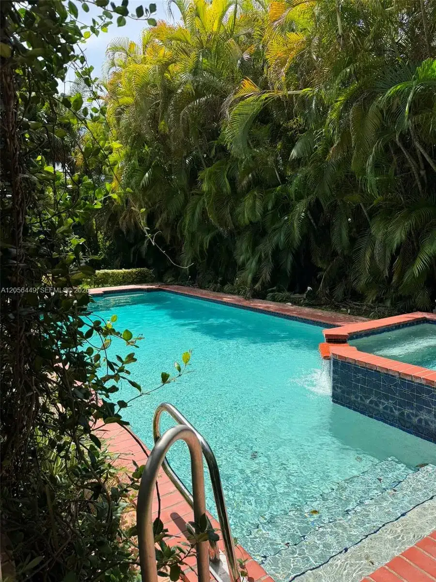 1540 Dorado Ave, Coral Gables FL 33146 photo 4